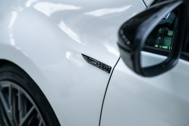 Volkswagen Golf VI – bogate wyposażenie standardowe i wysoki poziom bezpieczeństwa